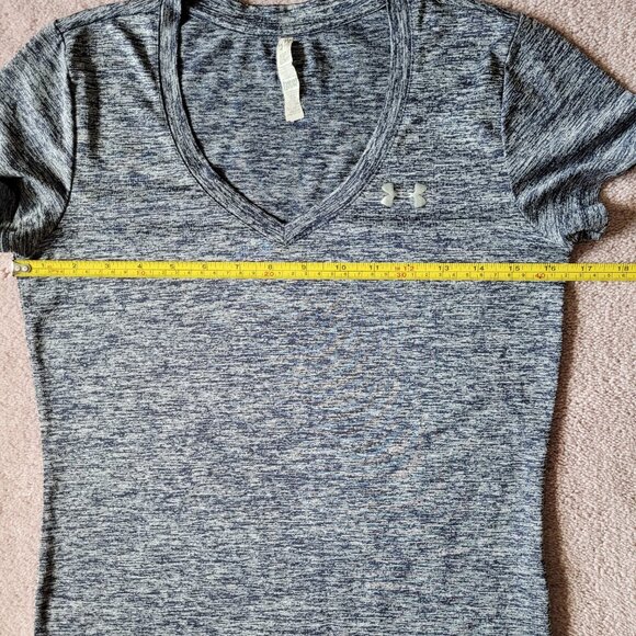 Under Armour Size XS Lot - 2 Motion Leggings Fitted Ankle Leg & Gray Top - Picture 13 of 14